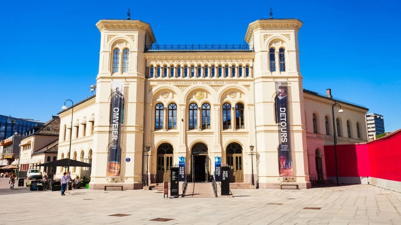 Edificio de el centro del Nobel de paz en Oslo