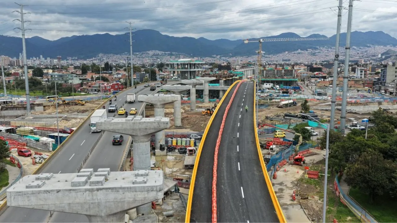 Puente avenida Primera de Mayo 2