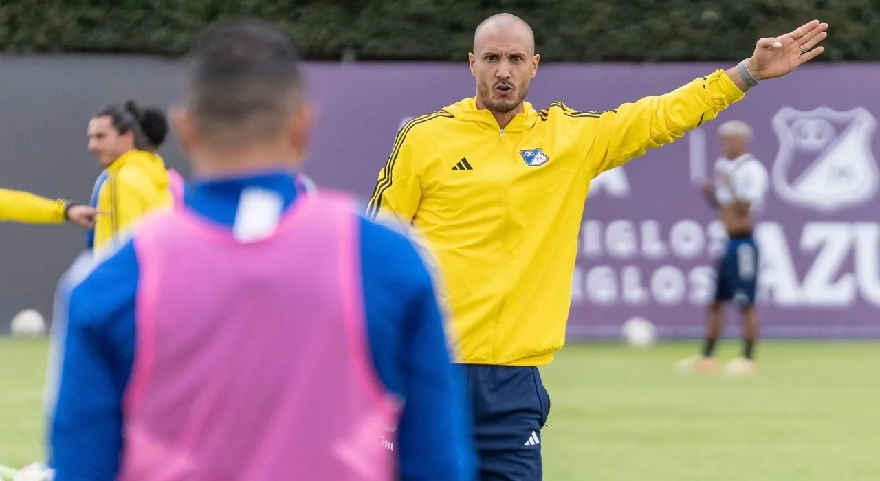 David González, entrenador de Millonarios.