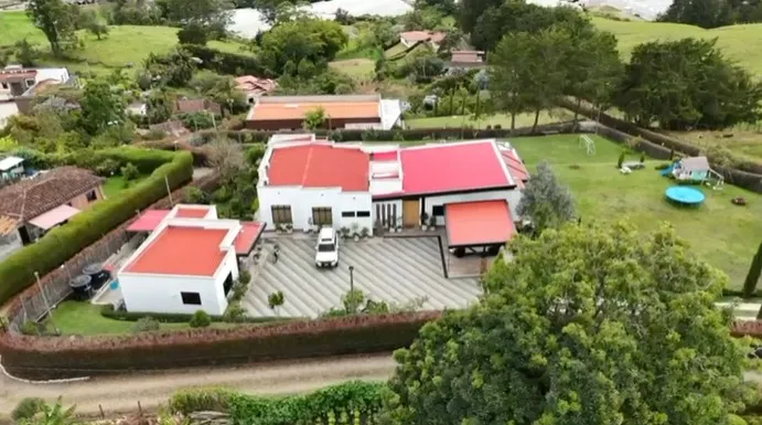 Finca alias El Ecuatoriano