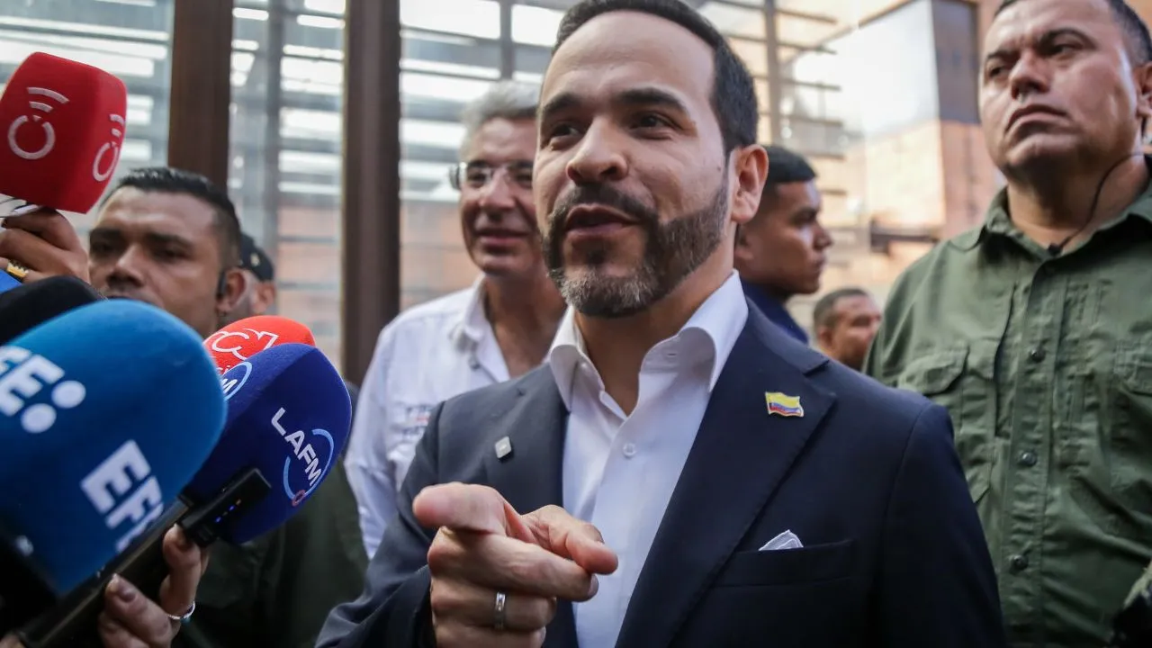 Abelardo de la Espriella El ruidoso silencio de Abelardo de la Espriella por deportación de Álex Saab: rivales se aprovechan