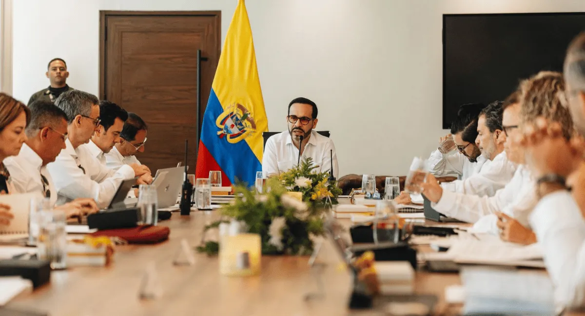 Abelardo De La Espriella tras el consejo de ministros en el batallón Paraíso. El consejo de ministros de Barranquilla duró más de 7 horas: esto fue lo que ordenó De La Espriella