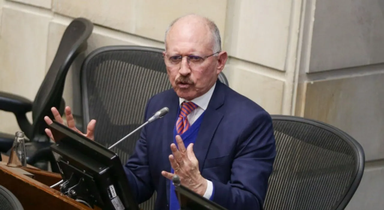 Atentado en Cauca contra el senador Temístocles Ortega: su vehículo recibió seis disparos cerca de Popayán Atentado en Cauca contra el senador Temístocles Ortega: su vehículo recibió seis disparos cerca de Popayán