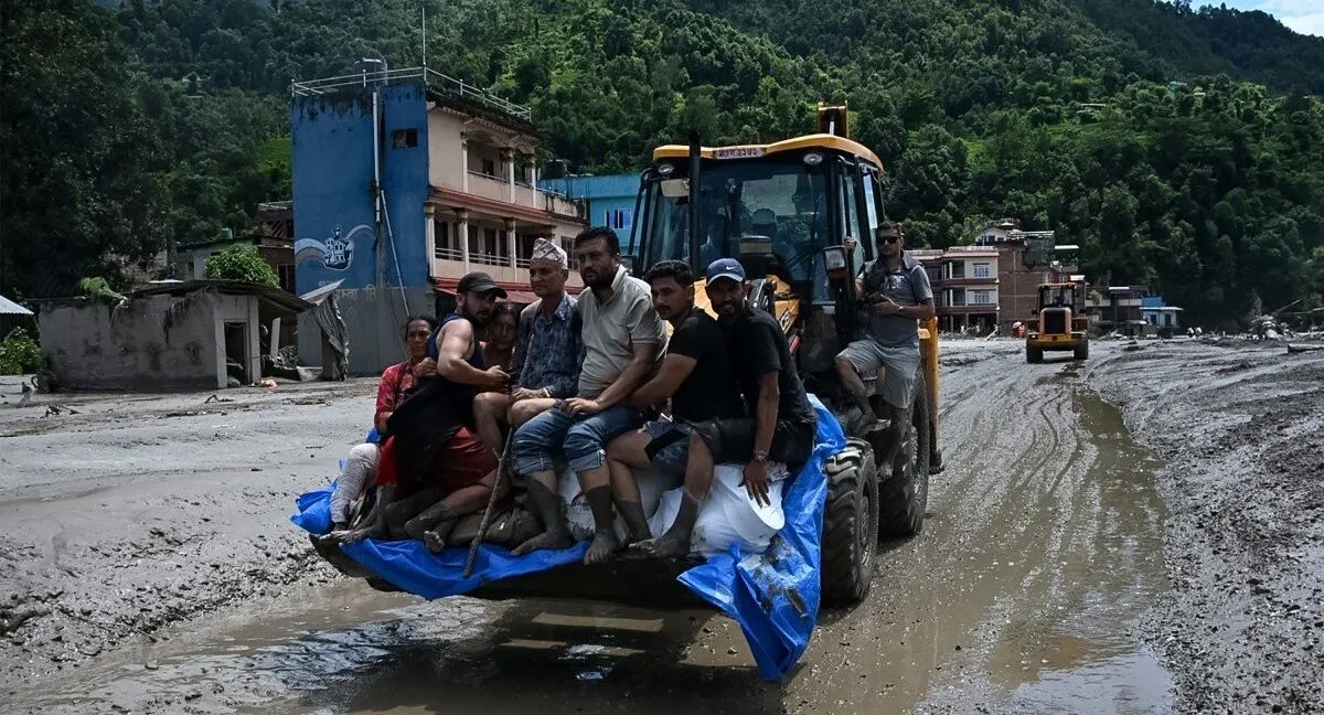Aumenta el número de víctimas tras cinco días de la riada. Nepal: aumenta el número de víctimas cinco días después de la devastadora riada