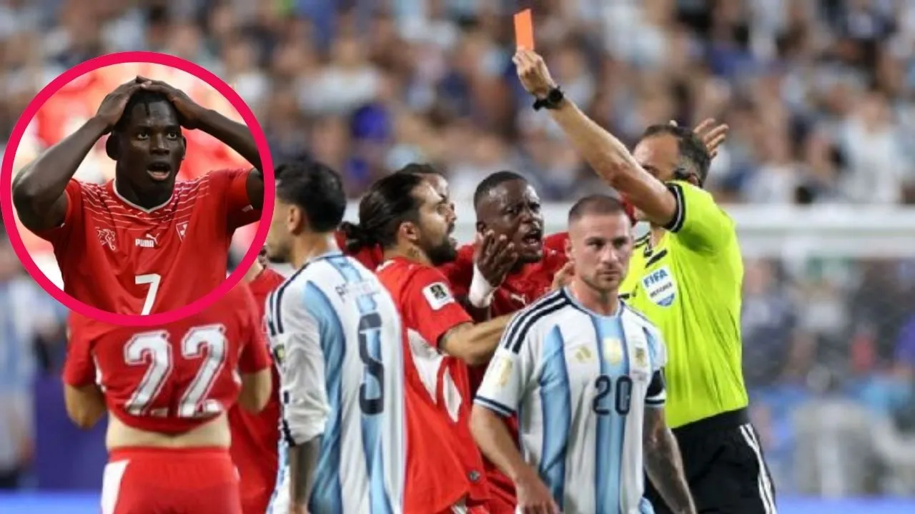 Breel Embolo fue expulsado tras la revisión del VAR. Insólita expulsión a Embolo que dejó a Suiza con 10 ante Argentina