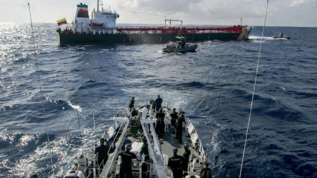 EE. UU. interceptó un tercer buque petrolero cerca de las costas de Venezuela