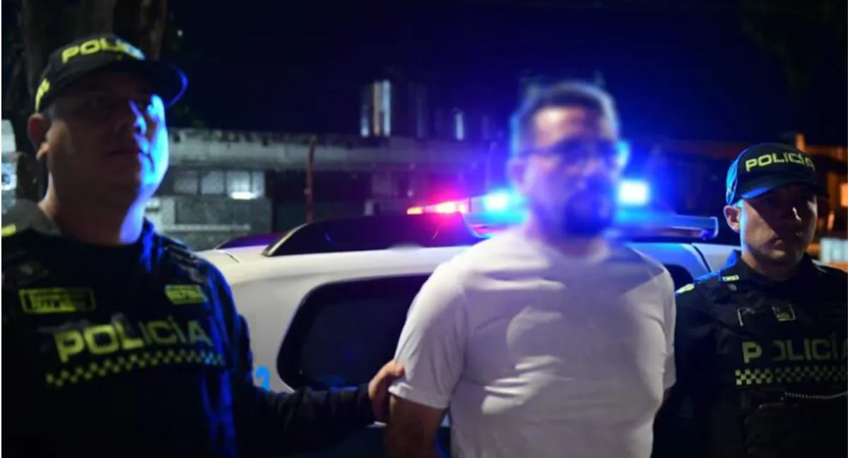 Captura de mexicano con circular roja de la Interpol en Medellín. Mexicano con circular roja de Interpol fue capturado en Medellín: tenía una doble vida como pizzero