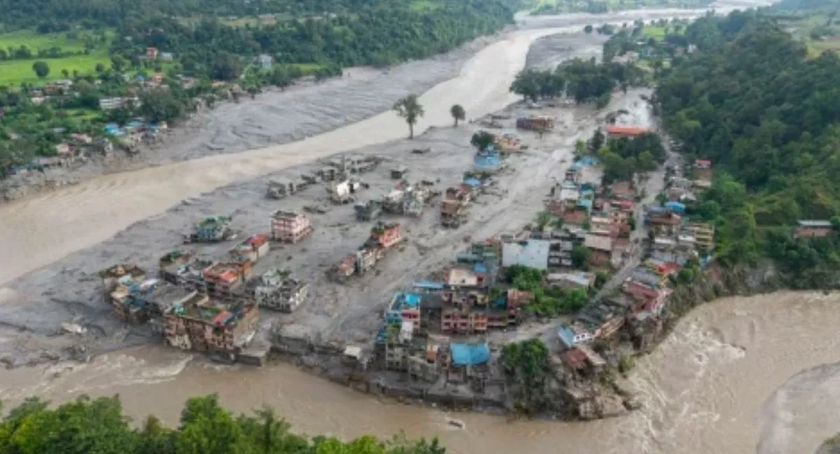 China alerta de nuevo desastre tras riada en frontera con Nepal. China alerta de un nuevo desastre tras devastadora riada en la frontera con Nepal