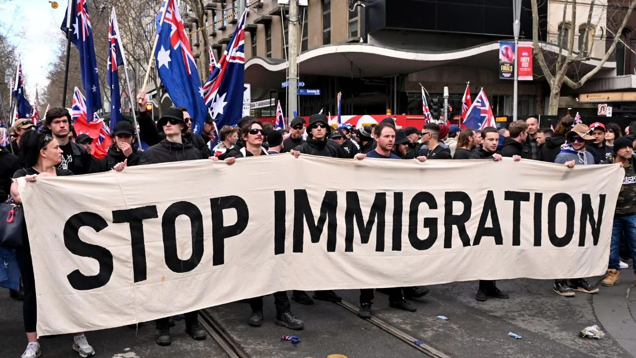 Ciudadanos australianos en multitudinaria marcha en Sídney, en rechazo a la inmigración Imagen principal