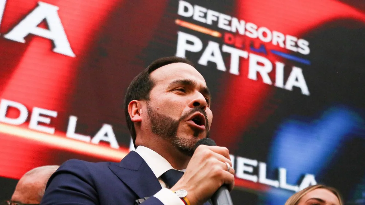 CNE definirá si oficializa a Defensores de la Patria como partido político Abelardo De la Espriella quiere su partido: ya hay ponencia sobre Defensores de la Patria en el CNE