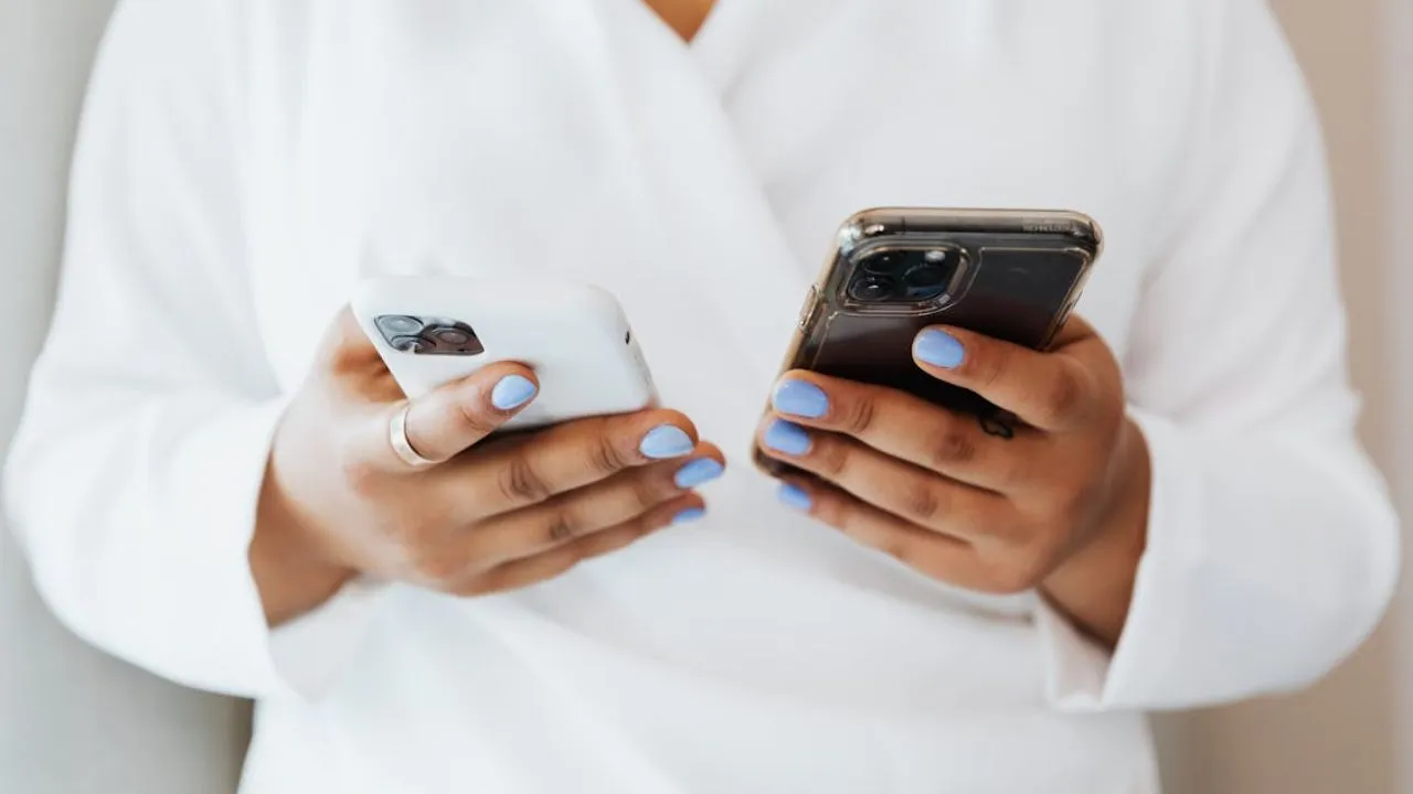Comparando dos smartphones Imagen principal