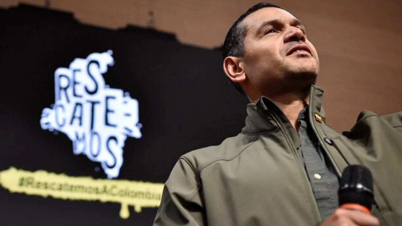 Daniel Palacios va por firmas a la Presidencia Imagen principal
