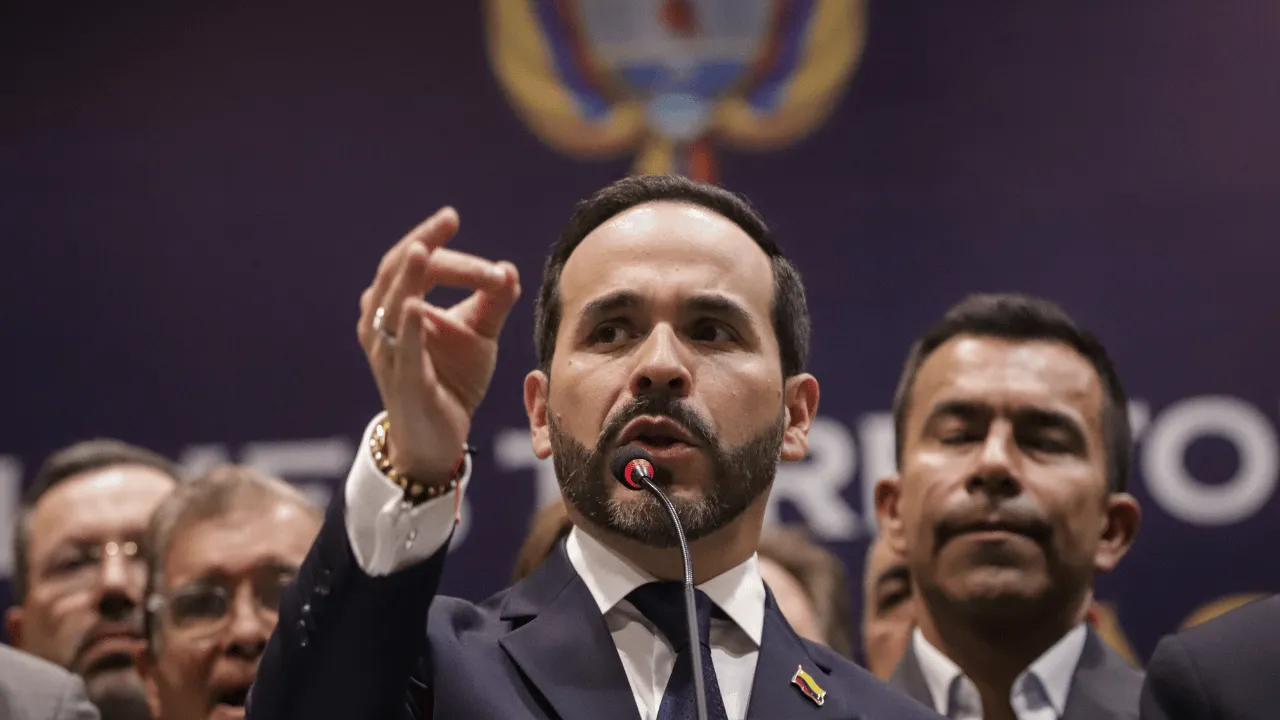 De La Espriella anunció hasta cuánto va a subir el subsidio de Colombia Mayor. ¿Cuándo pagan Colombia Mayor? De La Espriella les pidió esto a los beneficiarios