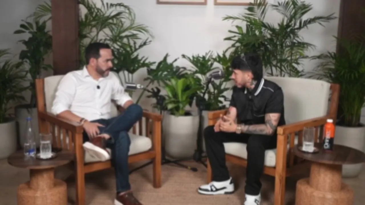 De la Espriella durante su entrevista con Westcol en Barranquilla. “Yo nunca he defendido narcotraficantes”: De la Espriella rompe el silencio con Westcol