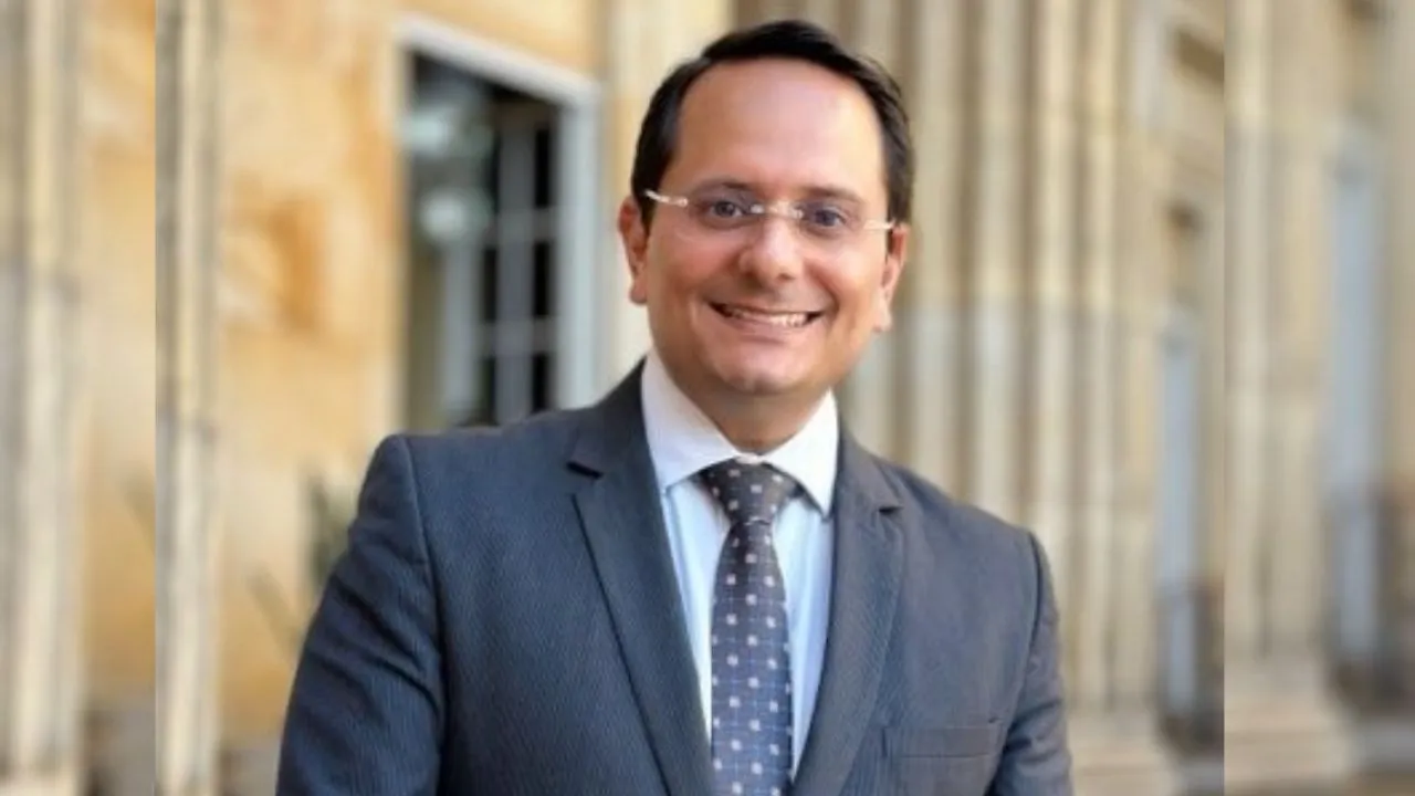Dmar Córdoba ha cuestionado el acuerdo de paz y negado el conflicto armad Quién es D'mar Córdoba, la apuesta de De La Espriella para el Centro de Memoria