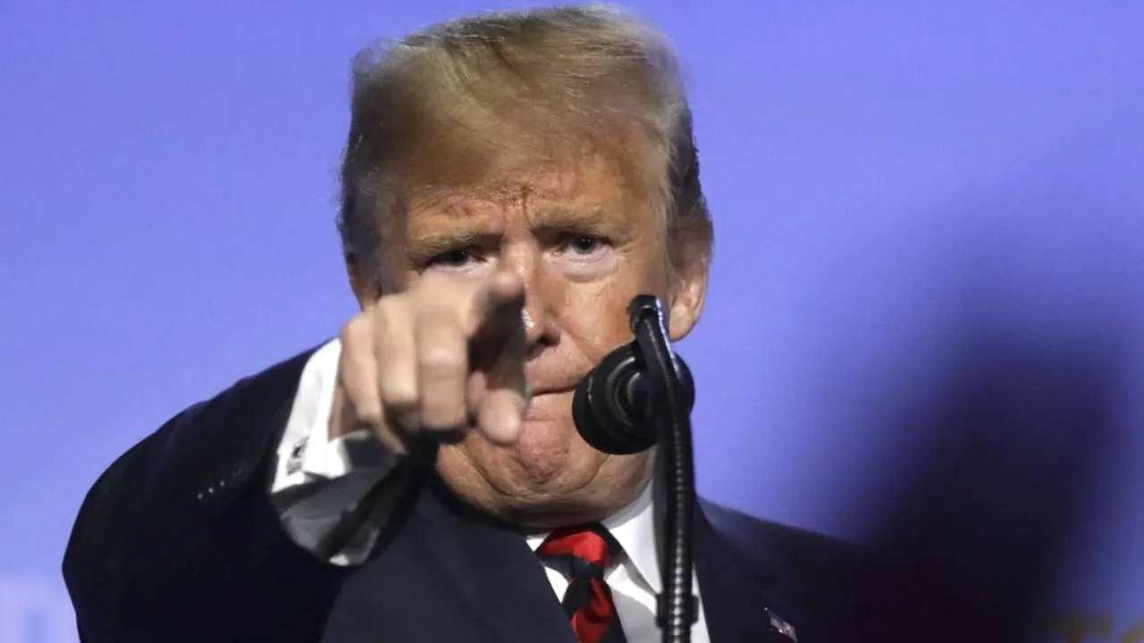 Donald Trump logra histórica victoria en su política antimigratoria Donald Trump logra una de sus mayores victorias políticas: potenciará ofensiva antimigratoria