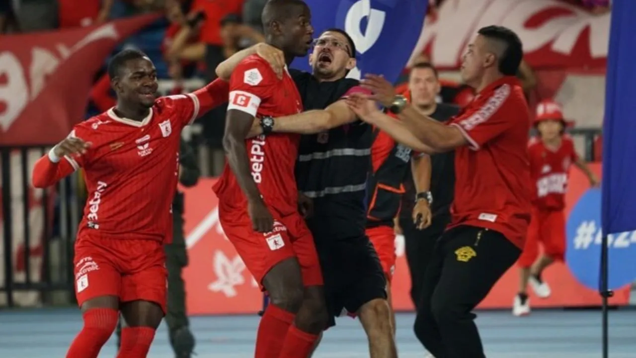 Dos jugadores con talla internacional suenan para reforzar al América de Cali. Bolsa de jugadores Liga BetPlay II: los dos jugadores con los que América rompería el mercado