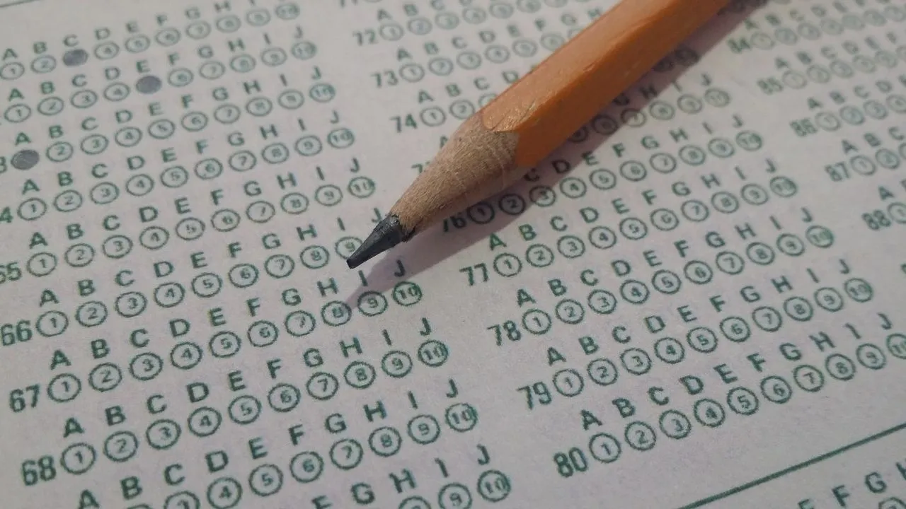 El balance de los resultados de las pruebas Saber 11 en los últimos años. Icfes 2026: ¿Cómo les ha ido a los estudiantes en las pruebas Saber 11 durante los últimos años?