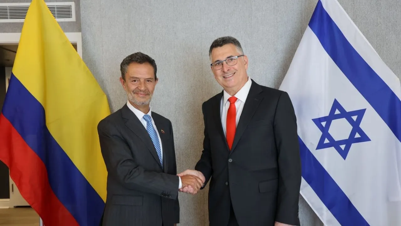 El canciller del presidente Abelardo de la Espriella llegó a acuerdos con Israel Nuevo capítulo de las relaciones Colombia e Israel: quitarán las visas