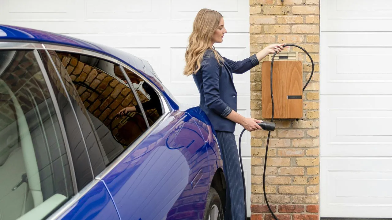 El futuro llegó al garaje: eléctricos crecen 28,7% y los híbridos 29,5% en noviembre El futuro llegó al garaje: eléctricos crecen 28,7% y los híbridos 29,5% en noviembre