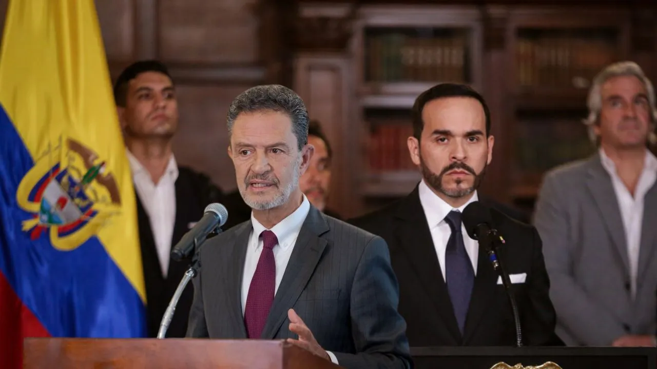 El Gobierno Nacional parece inclinarse por salirse de la CPI, ¿qué implica? ¿Por qué Colombia saldría de la CPI y qué efectos tendría abandonar el Estatuto de Roma?