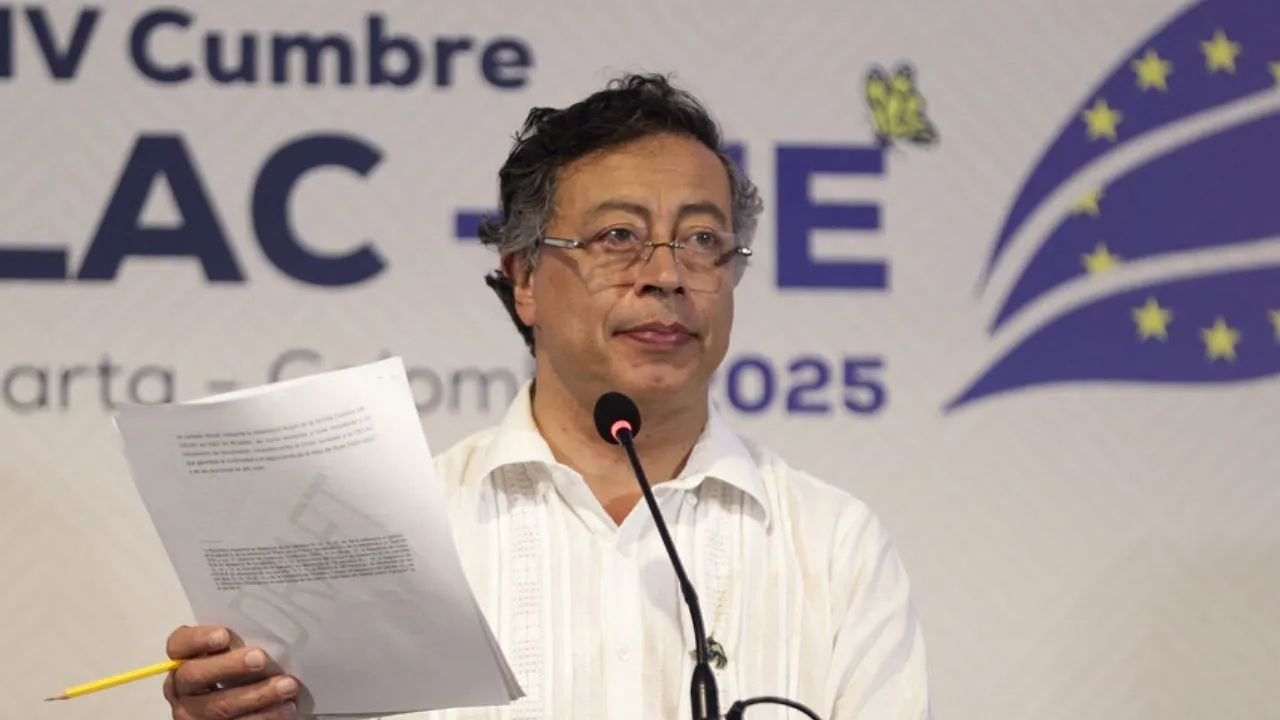 Desacuerdos, ausencias e inversiones marcaron la cumbre Celac-UE Desacuerdos, ausencias e inversiones marcaron la cumbre Celac-UE