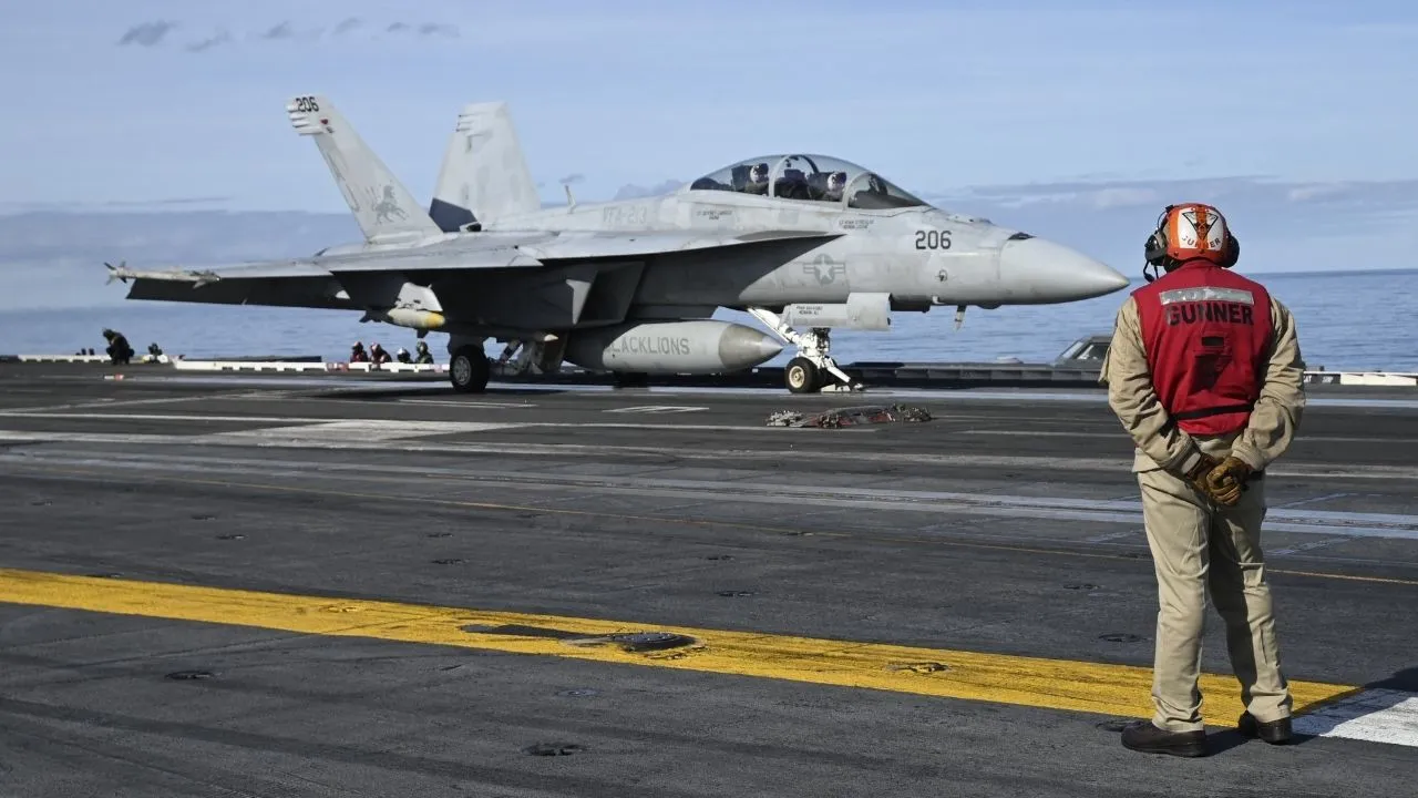 Estados Unidos despliega su mayor portaaviones en el mar Caribe Imagen principal