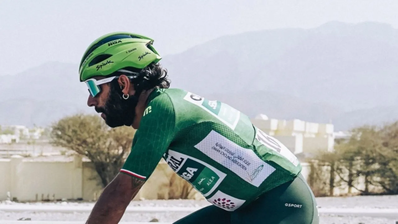 Fernando Gaviria Buen embalaje de Fernando Gaviria, que rozó la victoria; Pogacar continúa de líder