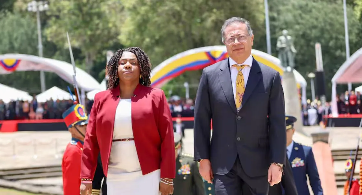 Francia Márquez se despacha sobre Petro "Tuve que soportar muchos actos racistas en el gobierno": Francia Márquez se despacha contra Petro