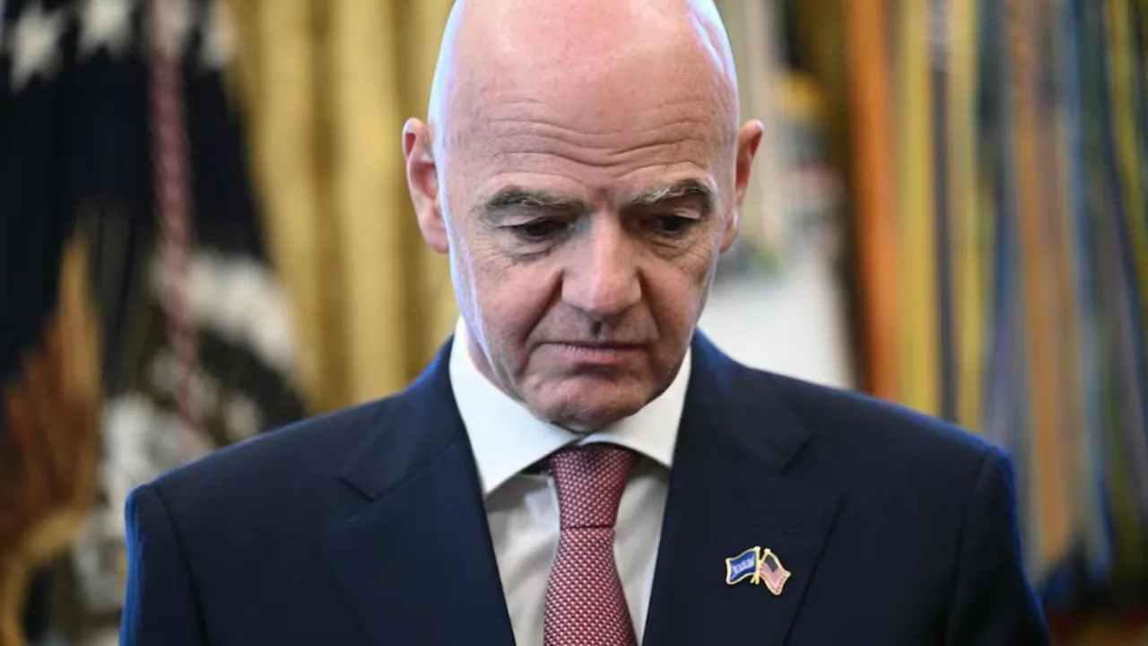 Gianni Infantino Infantino sigue sumando enemigos: esta es la nueva denuncia que le hicieron