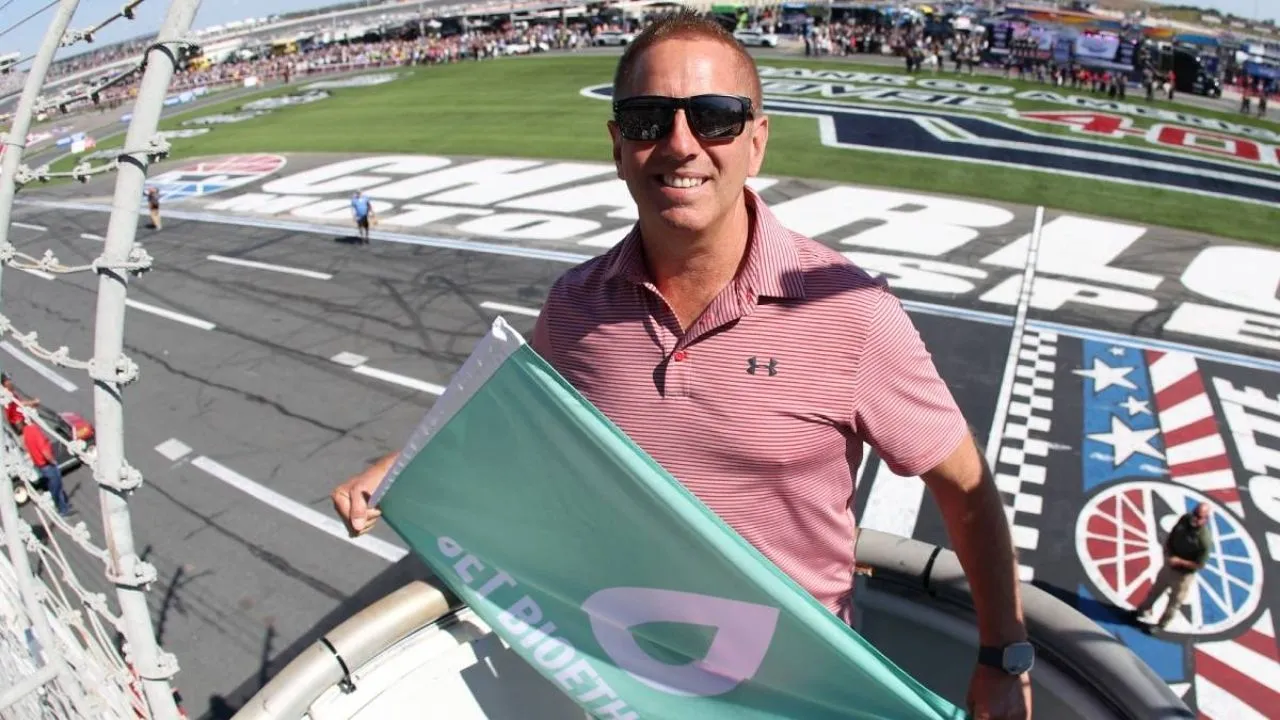 Greg Biffle, campeón de la Nascar, falleció junto a su familia en un trágico accidente aéreo en EE. UU. Greg Biffle, campeón de la Nascar, falleció junto a su familia en un trágico accidente aéreo en EE. UU.