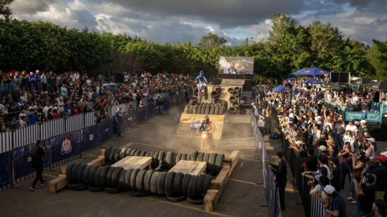 Hard enduro Del barro al asfalto: Bogotá recibirá su primera competencia urbana de hard enduro
