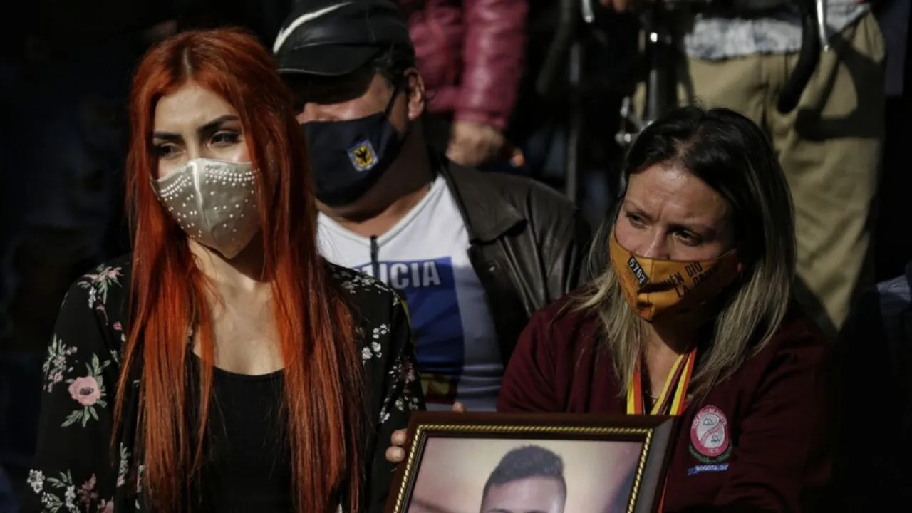 Hermana de Dilan Cruz Hermana de Dilan Cruz reaccionó al fallo que condena a la Policía: "La justicia dio un paso"