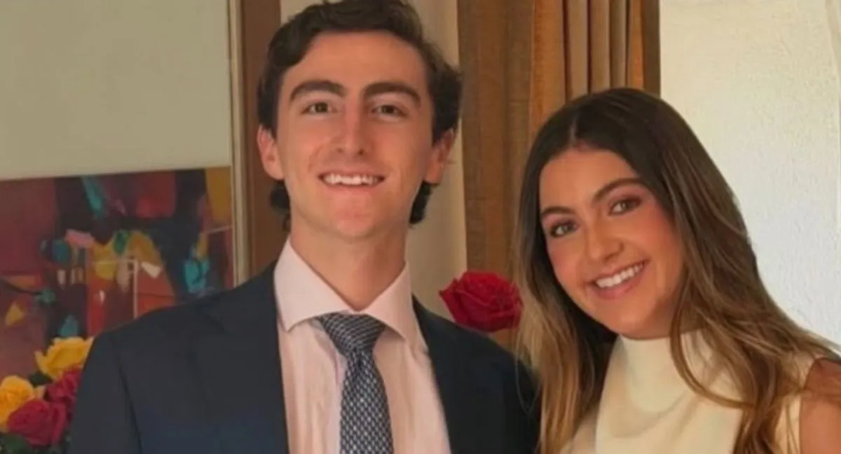 Hijo de José Manuel Restrepo que perdió a su novia Él es Julián Restrepo Céspedes, novio de Juliana Ávila, la joven que murió en Medellín