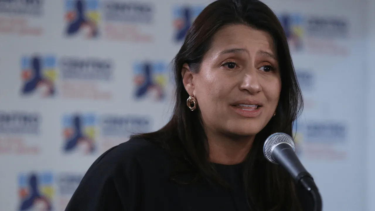 Holguín denuncia nombramientos de última hora en el Ministerio de las Culturas. Paola Holguín pide frenar nombramientos en el Ministerio de las Culturas: hay uno que la inquieta
