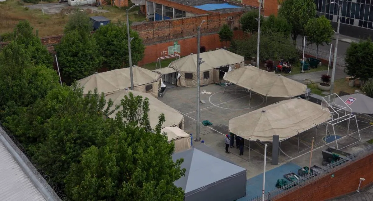 Hospital de campaña en Bogotá Terremoto en Colombia: Bogotá despliega hospital de campaña y equipos médicos