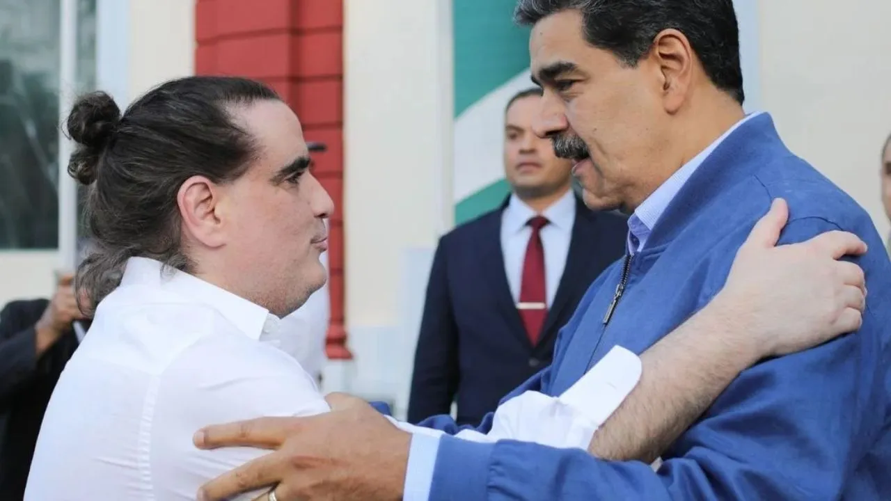 Imágenes muestran detalles de la llegada de Alex Saab a EE. UU. tras su deportación desde Imágenes muestran detalles de la llegada de Alex Saab a EE. UU. tras su deportación desde Venezuela