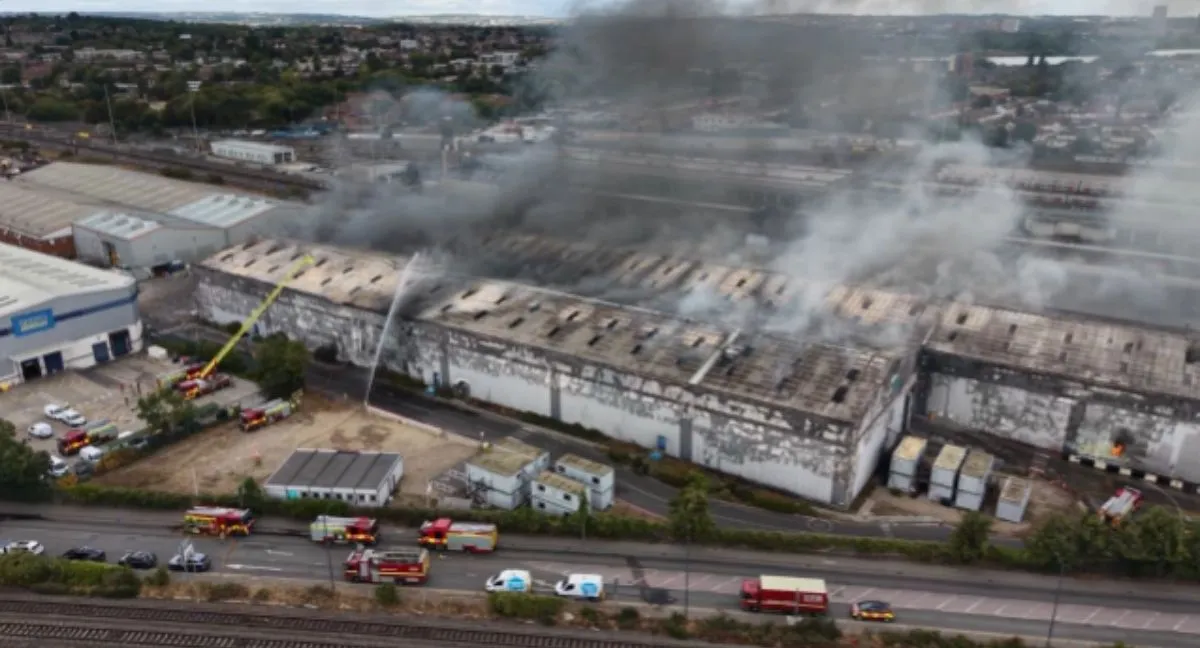 Incendio en Londres: bomberos atienden gran emergencia cerca del estadio de Wembley. Videos | Gran incendio cerca del estadio de Wembley en Londres: esto se sabe de la emergencia