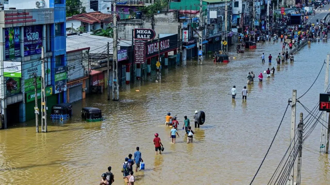 Inundaciones devastadoras en Asia: más de 1.300 fallecidos y varios países en emergencia Inundaciones devastadoras en Asia: más de 1.300 fallecidos y varios países en emergencia
