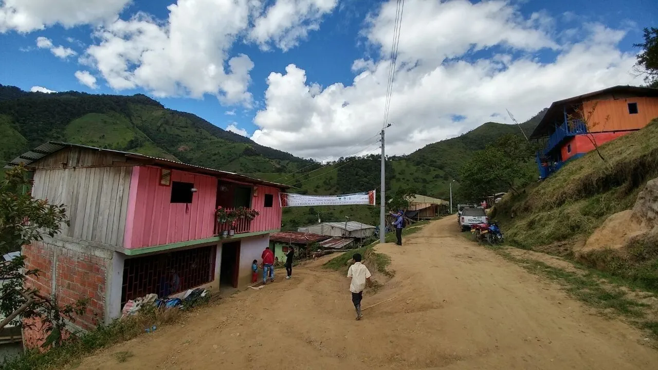 Ivan Mordisco orden de captura Fiscalía acusa a 'Iván Mordisco' de ser responsable de genocidio al pueblo nasa en el Cauca