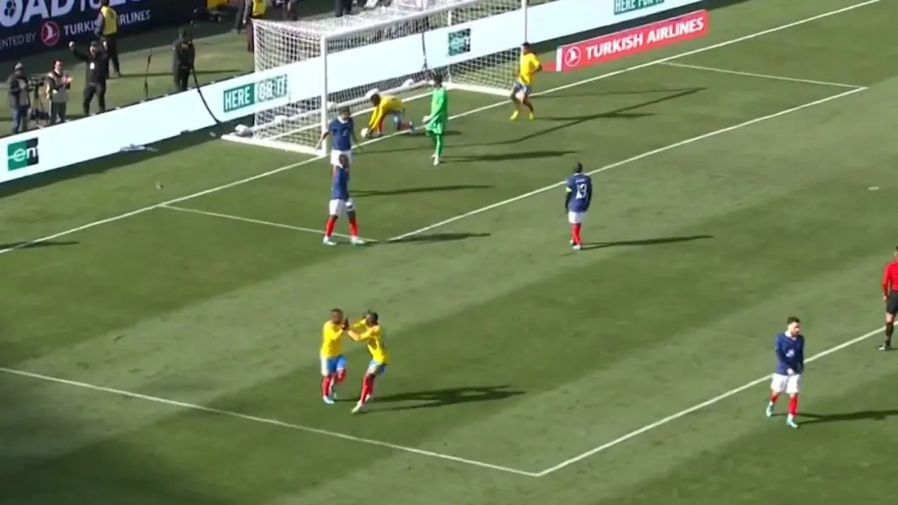 Jáminton Campaz La luchó Córdoba y la definió Campaz: el video del golazo de Colombia a Francia