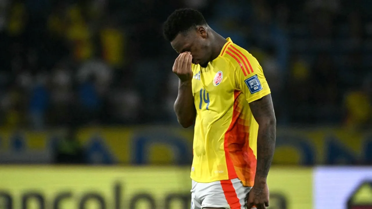 Jhon Durán El delantero Jhon Durán rompió el silencio sobre su ausencia en el Mundial: ¿Qué dijo?