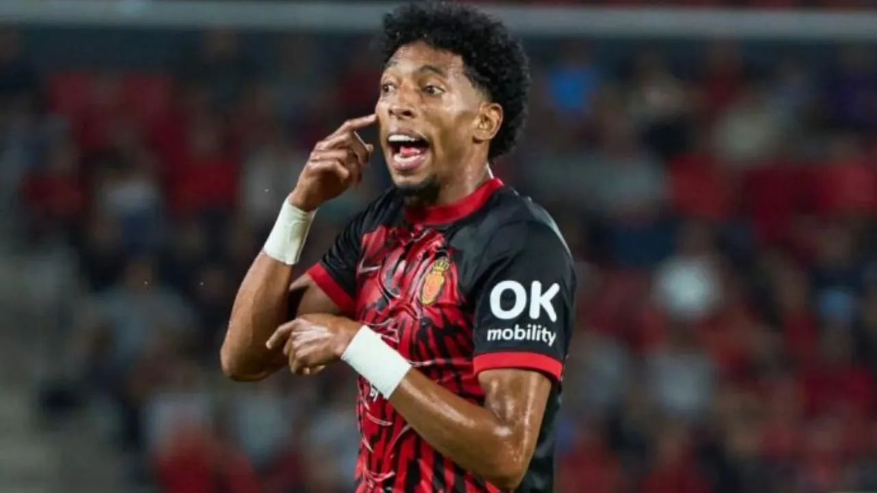Johan Mojica Con la Selección no le rinde, pero con el club, sí: Mojica, figura en el triunfo contra Real Madrid