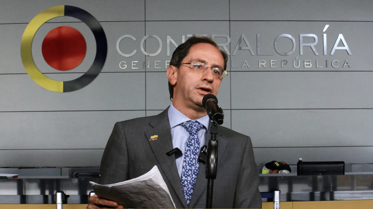 José Manuel Restrepo agradeció el acompañamiento de la Contraloría al empalme. La Contraloría le dijo sí a De la Espriella: acompañará el "empalme anticorrupción"
