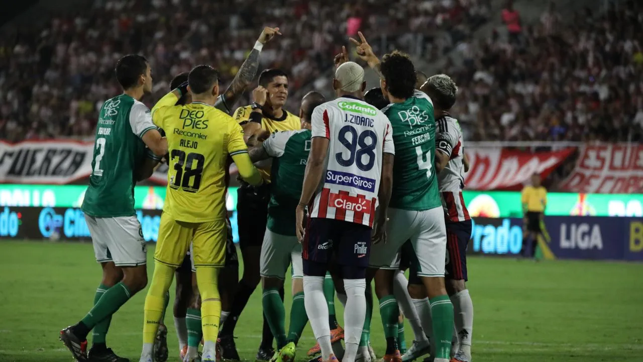 Junior vs. Cali Video | ¿Favorecimiento al Junior? Juez borra amarilla para no expulsarle un jugador: de no creer