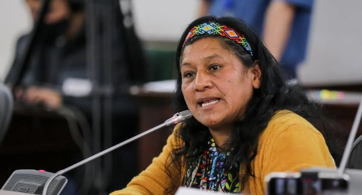 La Congresista Aida Quilcué podría perder su curul en la Cámara por doble militancia. Aida Quilcué enfrenta demanda ante el Consejo de Estado: ¿de qué se trata?