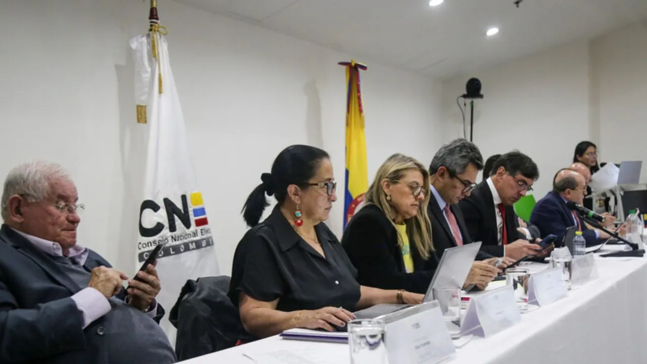 La sala plena del Consejo Nacional Electoral suspendió la medida provisional Atlas Intel gana 'la primera batalla': ¿Podrá publicar encuestas sobre elecciones presidenciales?