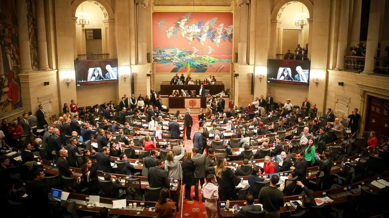 ¿Le alcanza el tiempo al Gobierno para aprobar la reforma tributaria tras fallar el quórum?