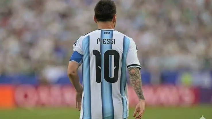 Lionel Messi Video | Los médicos también se mueren: Lionel Messi erró un terrible penal para empatarle a Egipto