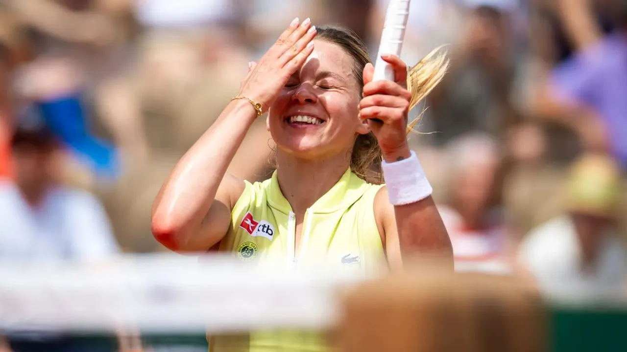 Maja Chwalińska logró un hito en Roland Garros a llegar a semifinales desde la qualy. La milagrosa historia de Maja Chwalińska: de no pararse de la cama a estrella de Roland Garros
